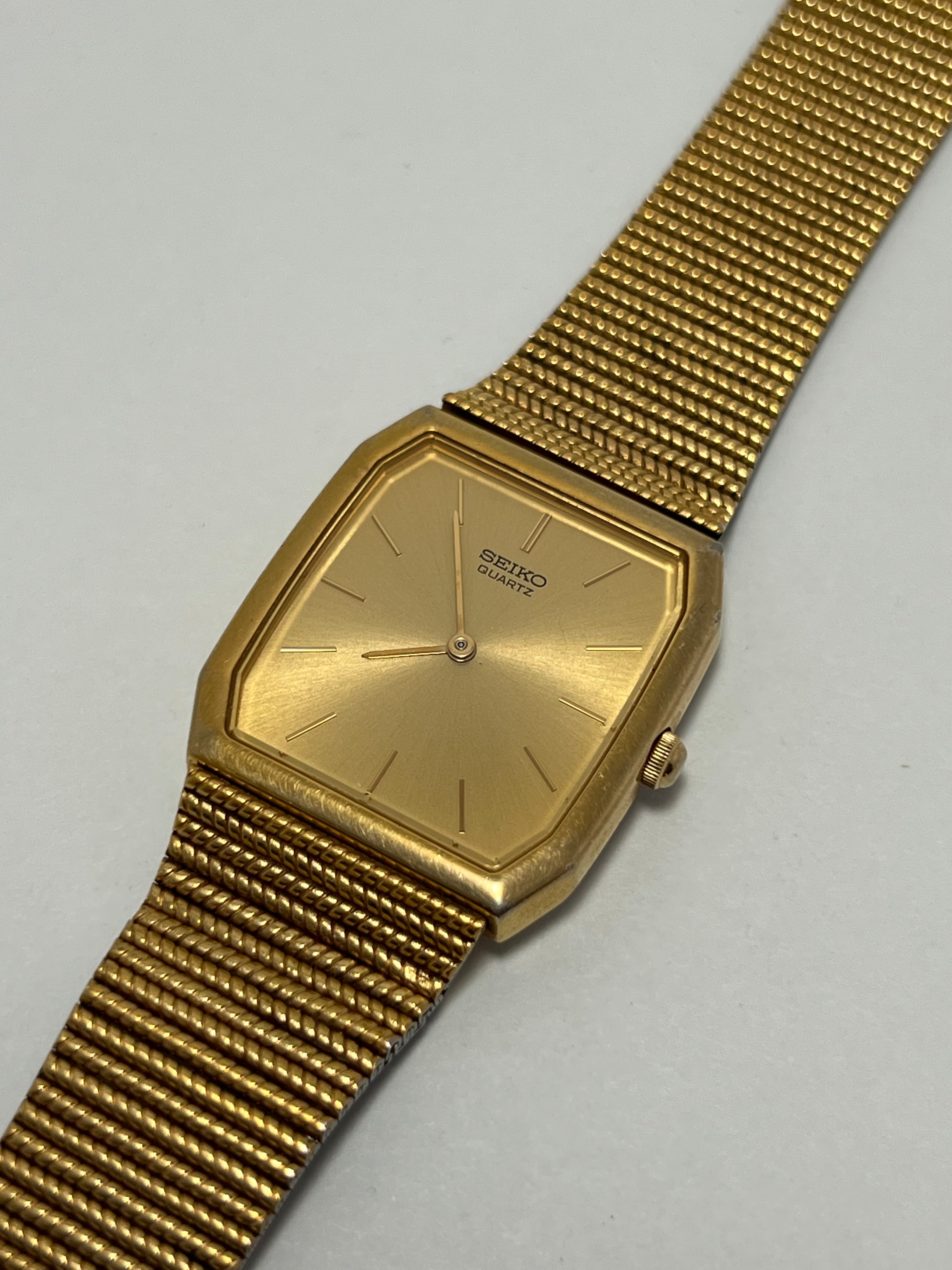Seiko 6530-5350 Quartz Tank-Style Watch Unisex Gold Tone