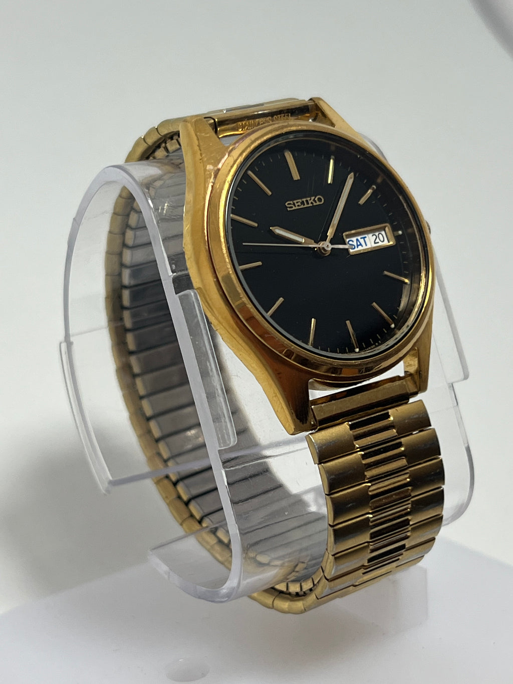 Seiko Watch Men 37mm Black Dial Gold Tone Daydate 7N43-9048
