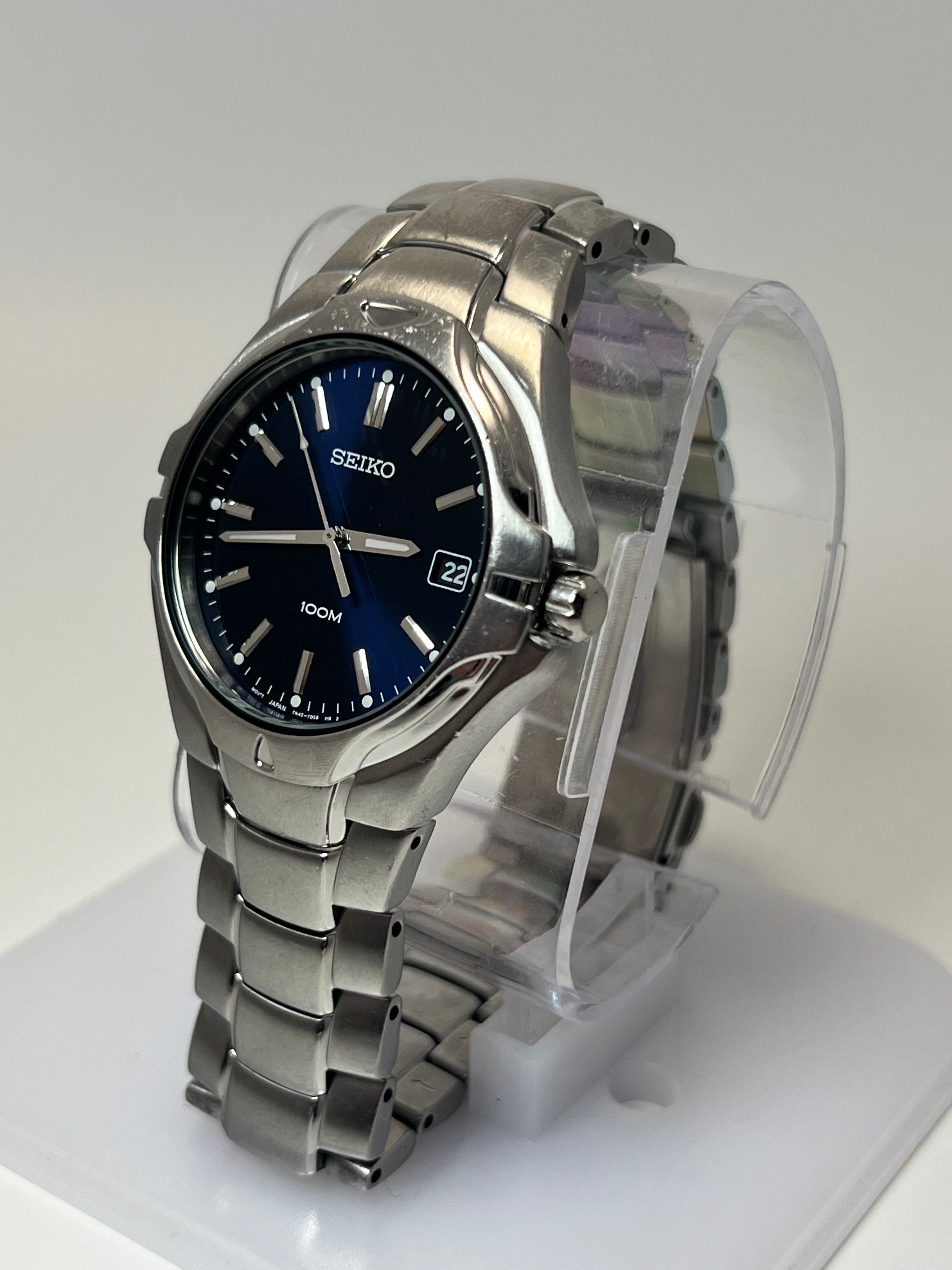 Vintage Seiko Men's Quartz Watch 7N42-7C00 Blue Dial 38mm