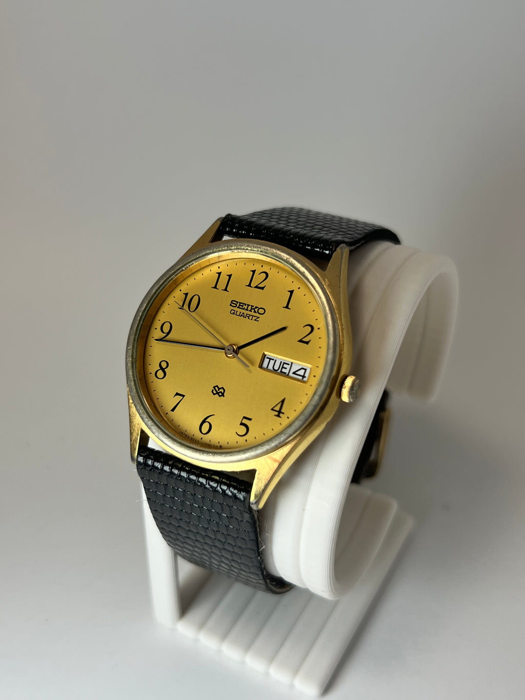 Vintage 1980’s Seiko Quartz Watch 8223-7109 Day Date Men’s Watch Leather Band
