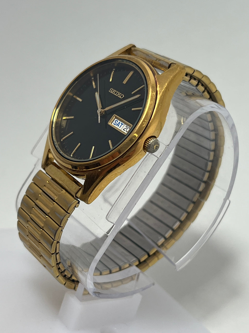 Seiko Watch Men 37mm Black Dial Gold Tone Daydate 7N43-9048