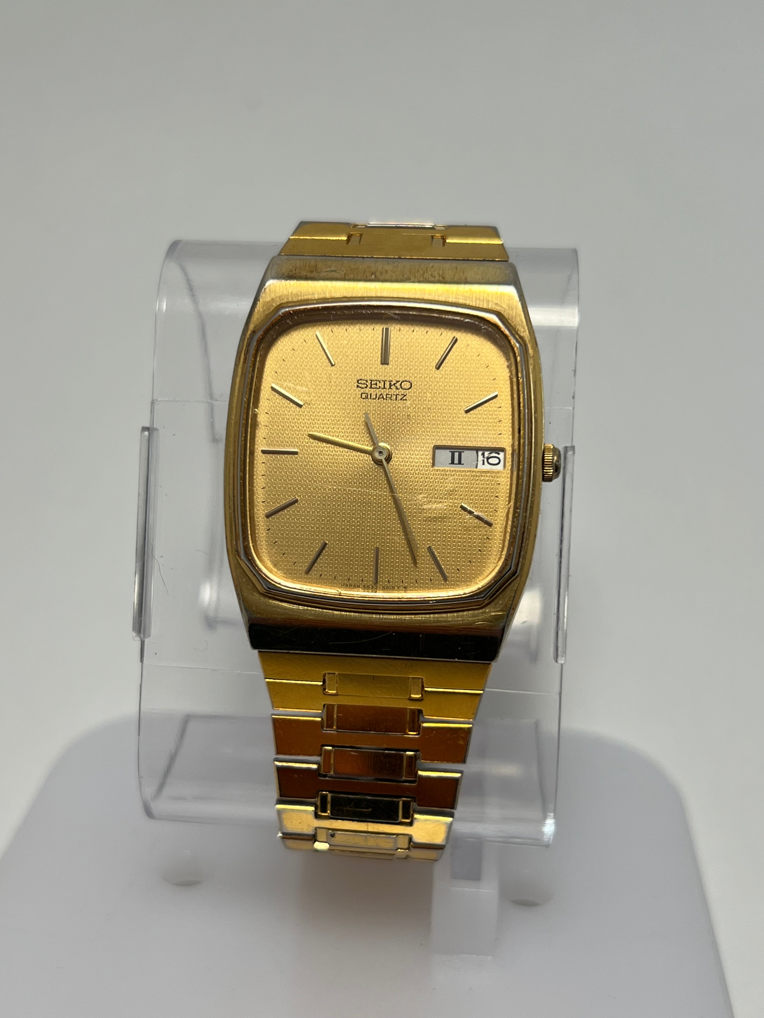 Seiko Watch Men 29mm Gold Dial Gold Tone Daydate Rectangle 6533-5010