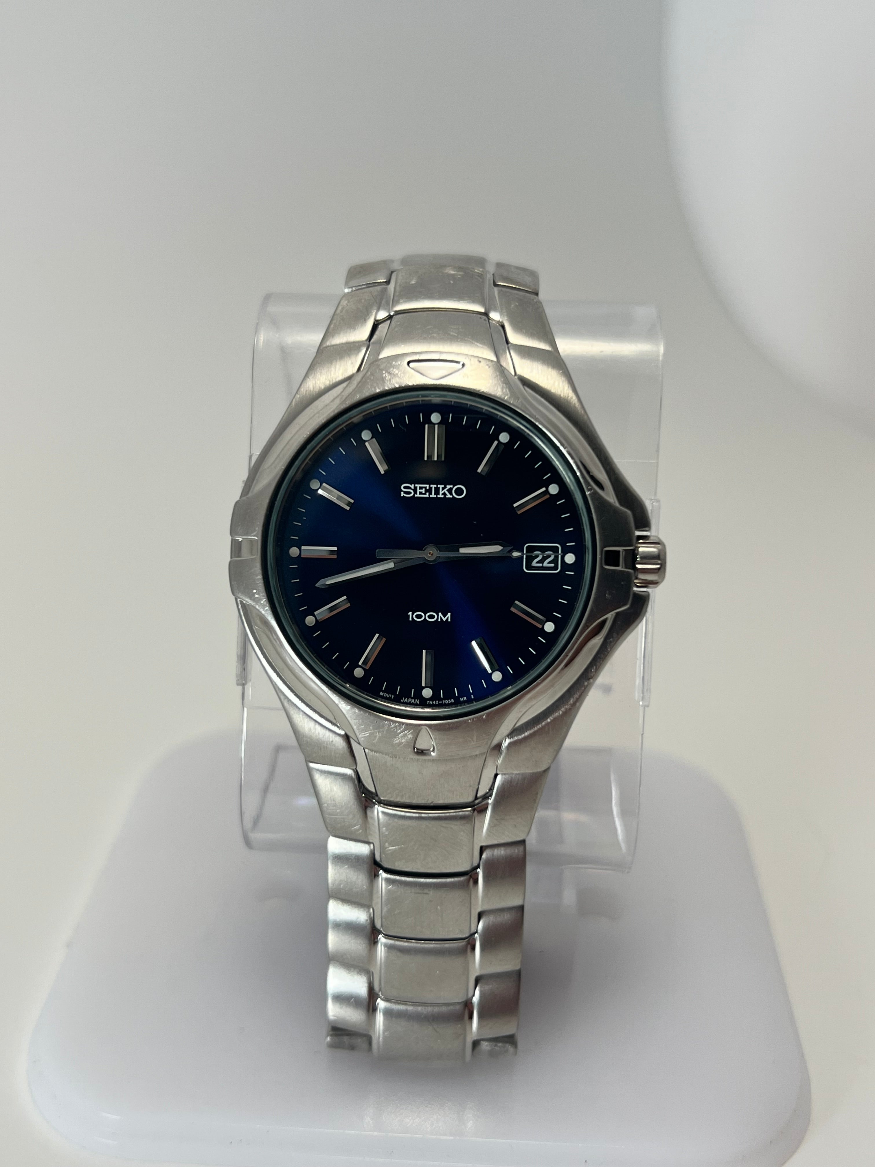 Vintage Seiko Men's Quartz Watch 7N42-7C00 Blue Dial 38mm