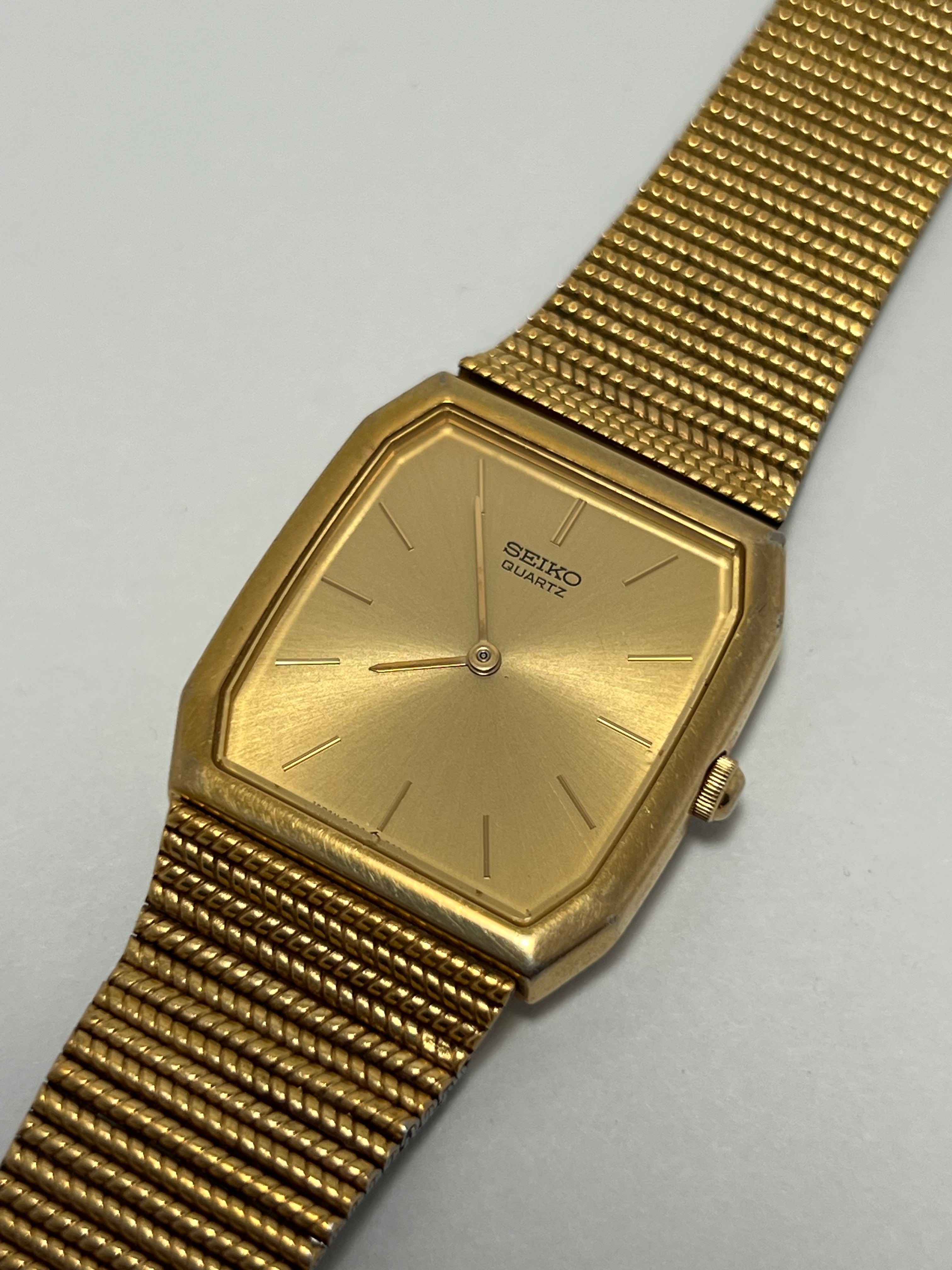 Seiko 6530-5350 Quartz Tank-Style Watch Unisex Gold Tone