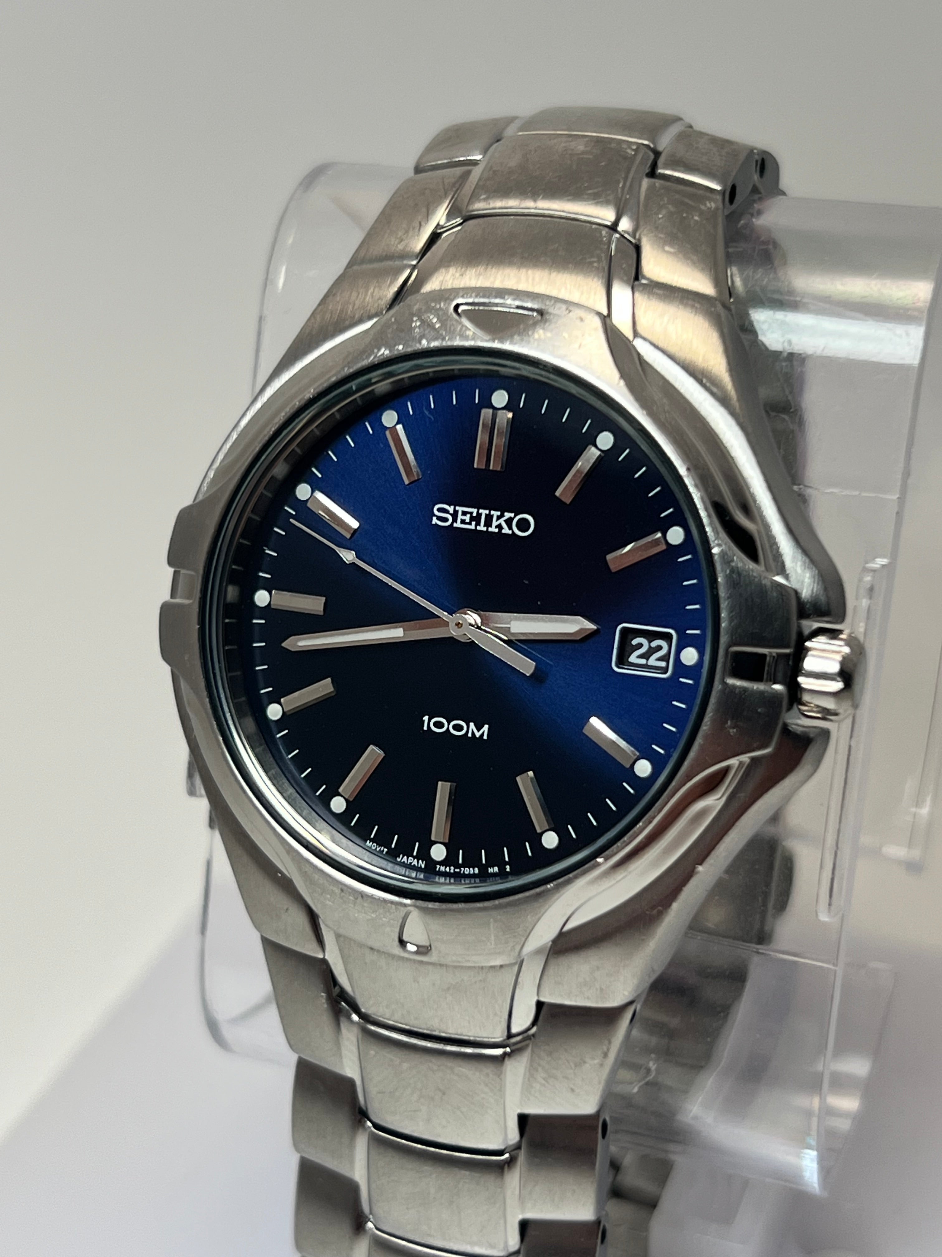 Vintage Seiko Men's Quartz Watch 7N42-7C00 Blue Dial 38mm