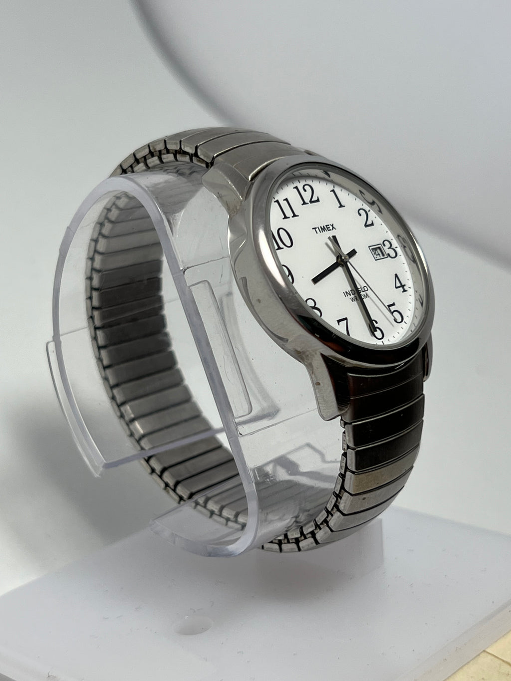 Timex Easy Reader Date Indiglo Watch WR 30m Silver 35mm Mens