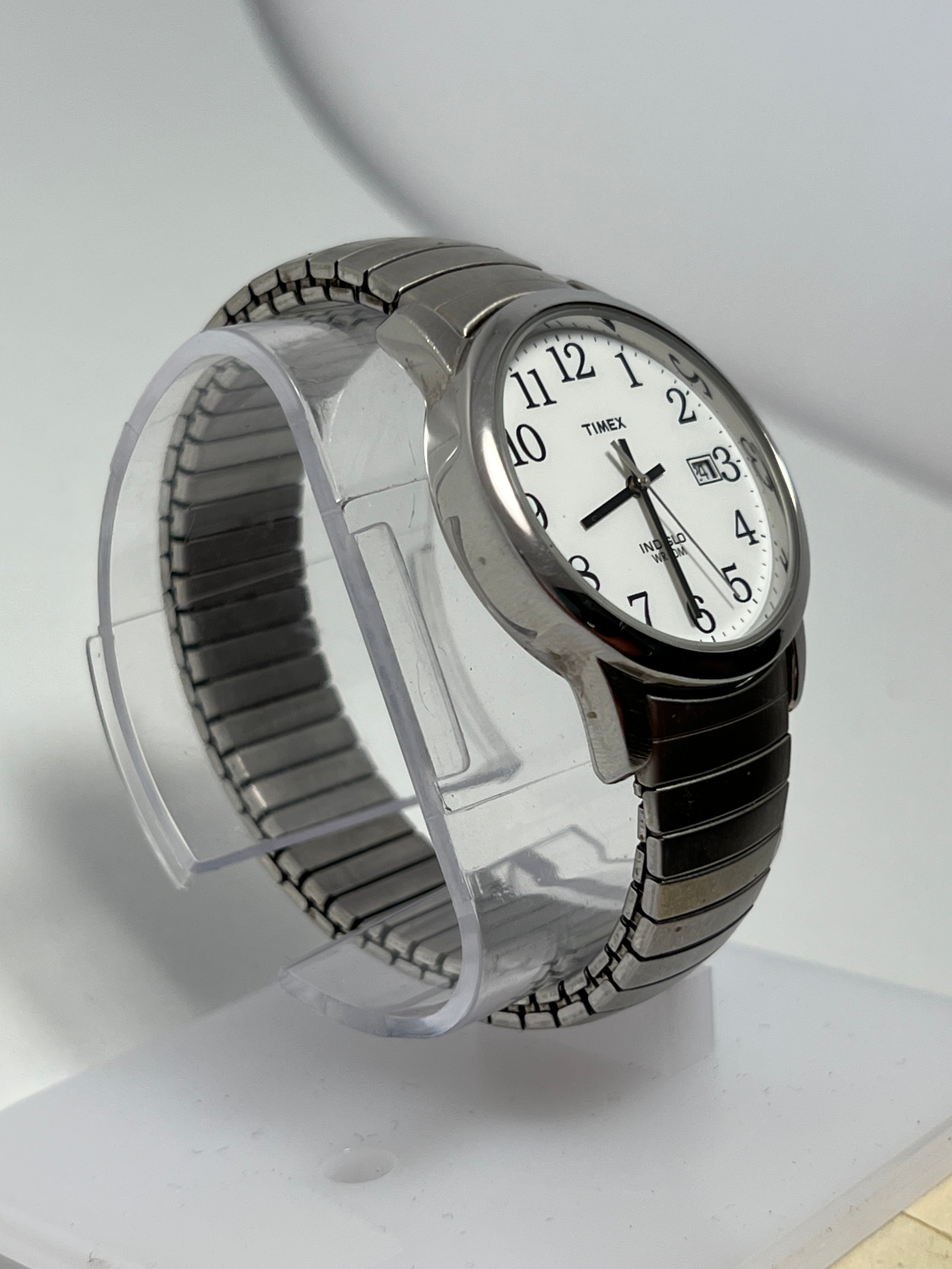 Timex Easy Reader Date Indiglo Watch WR 30m Silver 35mm Mens