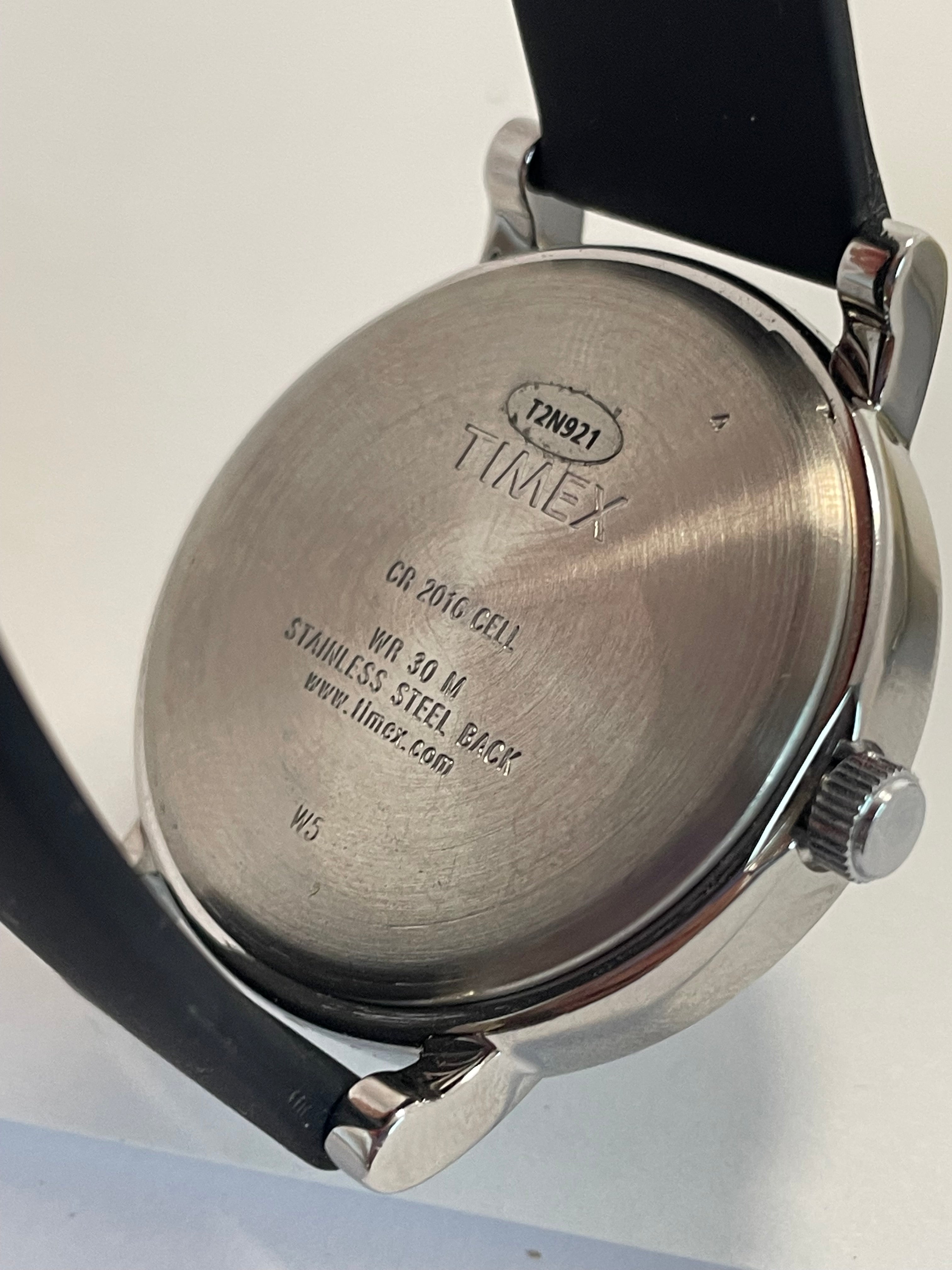 Timex Indiglo WR 30 m Men’s Watch “Tuxedo” Dial