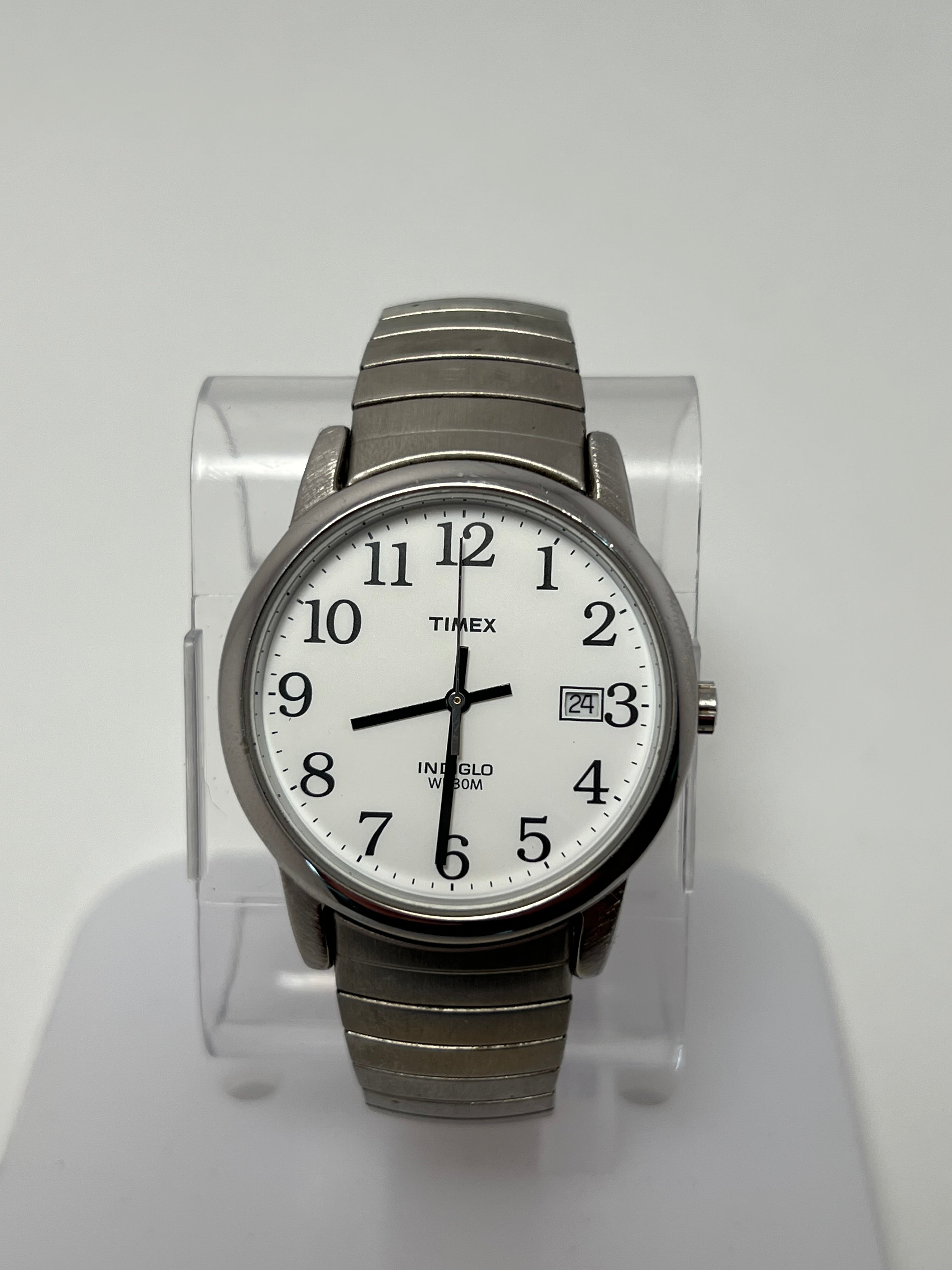 Timex Easy Reader Date Indiglo Watch WR 30m Silver 35mm Mens