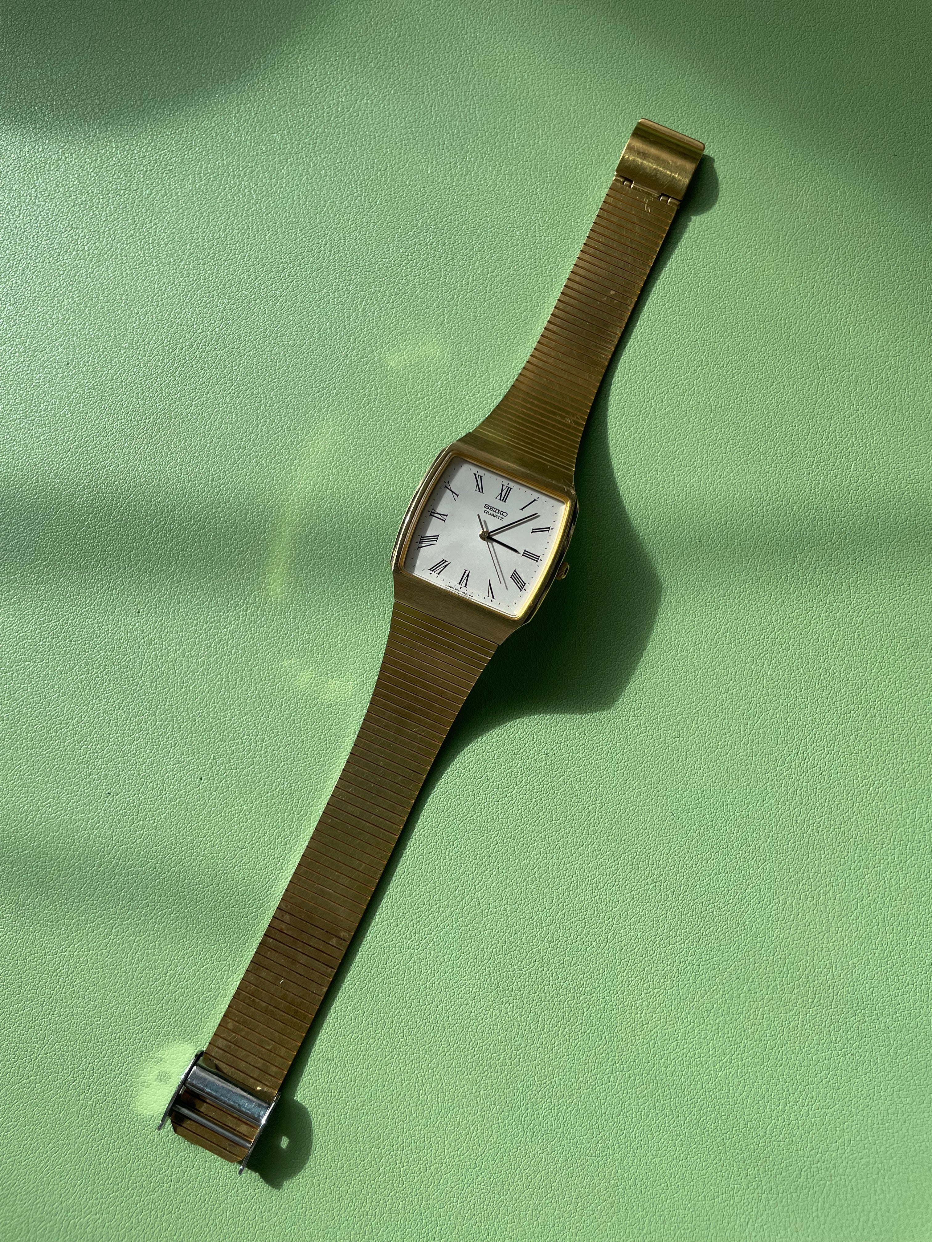 Gold Plated Vintage Seiko Quartz Men’s Watch 3421-5220